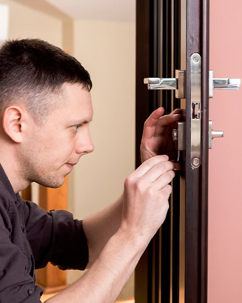 : Professional Locksmith For Commercial And Residential Locksmith Services in Hanover Park